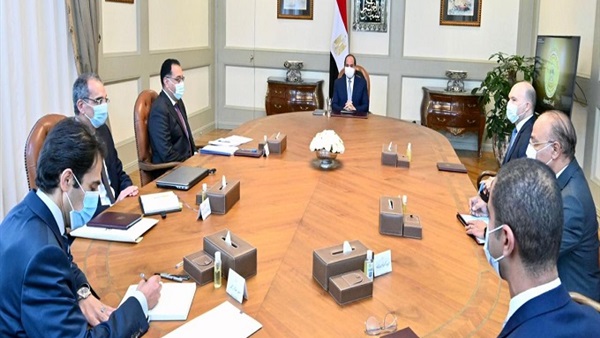 هل أُسدل الستار على بيع «فودافون مصر» بعد لقاء السيسي برئيس فودافون العالمية؟