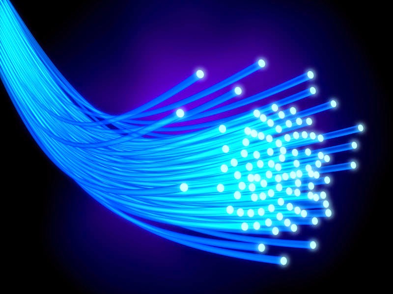 «التحول الرقمي» يفتح شهية الشركات للاستثمار في «كابلات الفايبر»
