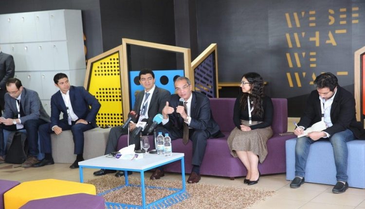 وزير الاتصالات مع رواد الأعمال