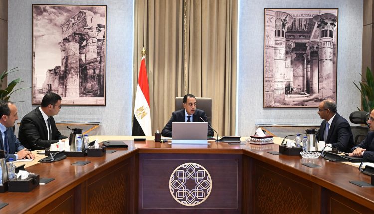 اجتماع رئيس مجلس الوزراء بمقر الحكومة بالعاصمة الإدارية الجديدة